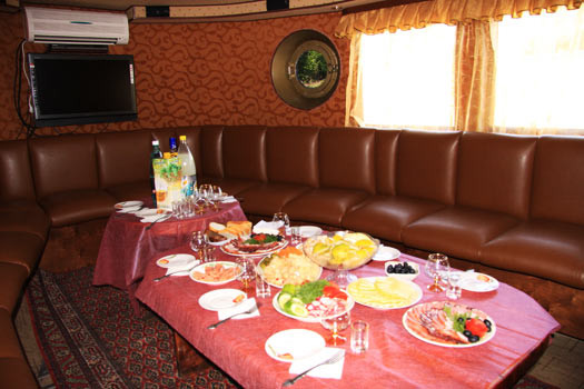 Теплоход по реке Оке